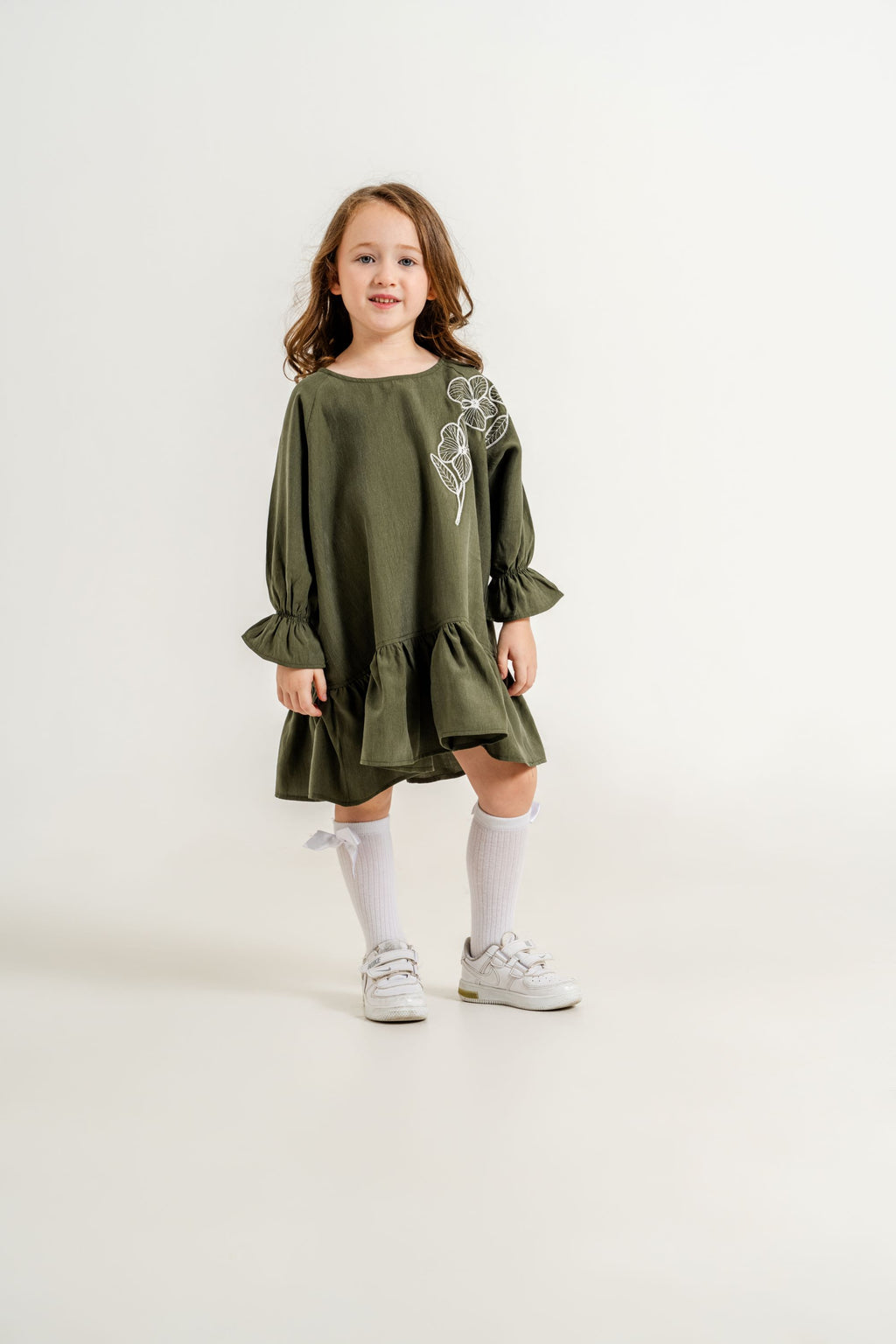 OMZU NAKIŞLI TENCEL ELBİSE